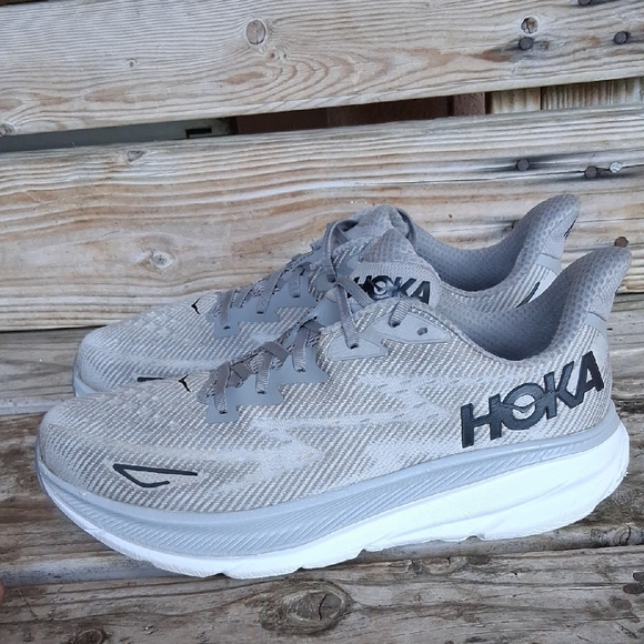 Hoka Clifton 9 Men's Light Gray Athletic Shoes - Picture 3 of 16